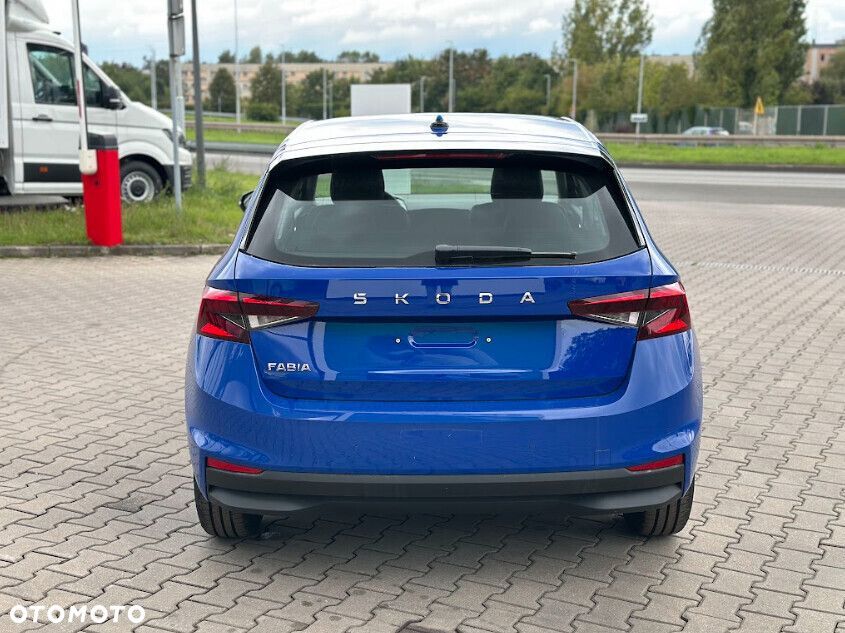 Skoda Fabia - 4