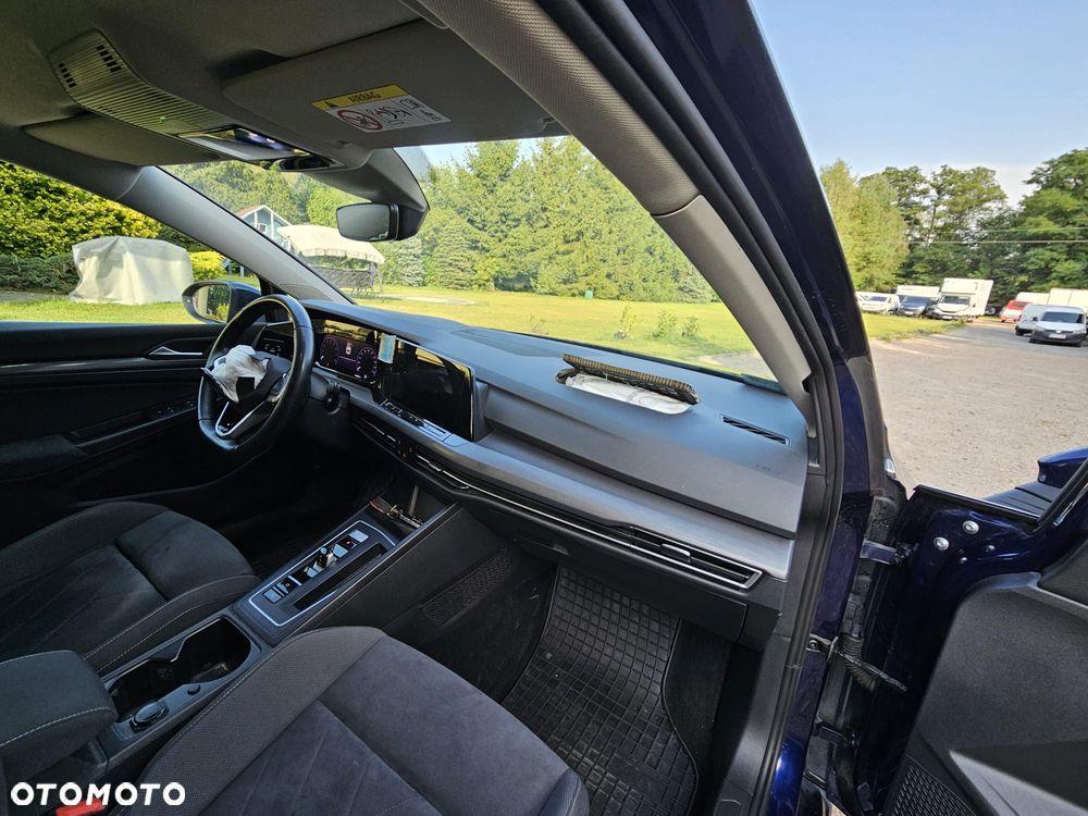 Volkswagen Golf 1.5 eTSI Style DSG - 35