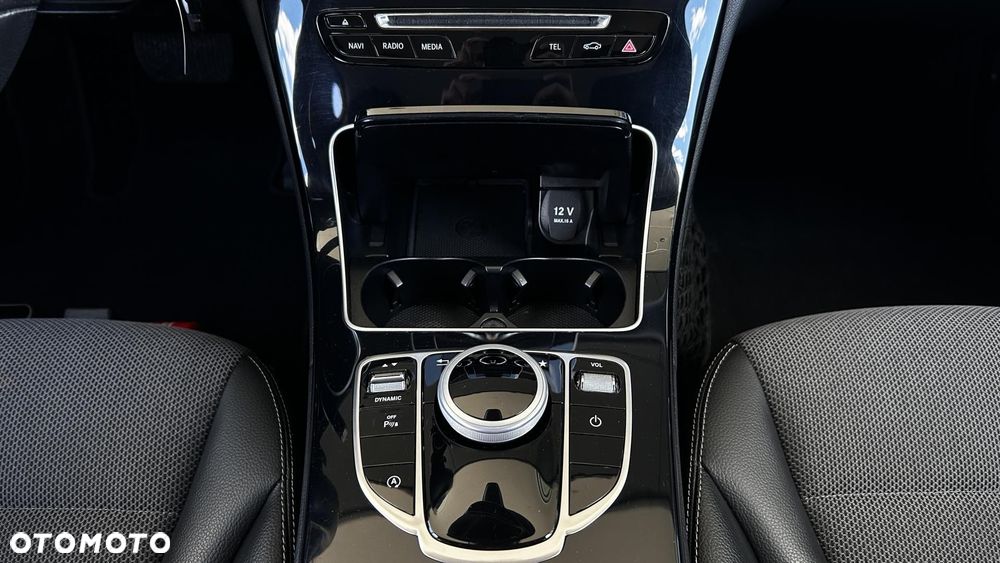 Mercedes-Benz Klasa C 180 9G-TRONIC - 20