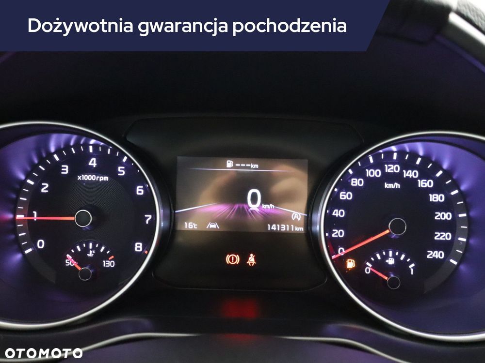 Kia Ceed - 13
