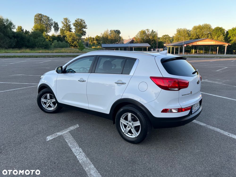 Kia Sportage 1.7 CRDI 2WD Dream-Team Edition - 3