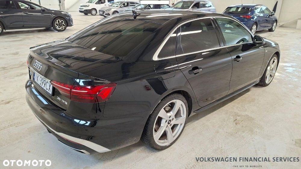 Audi A4 Limousine - 5
