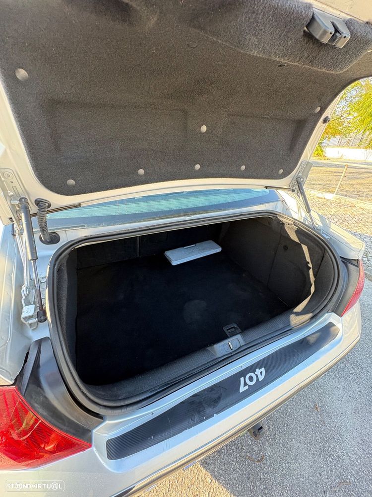 Peugeot 407 3.0 V6 Griffe - 25