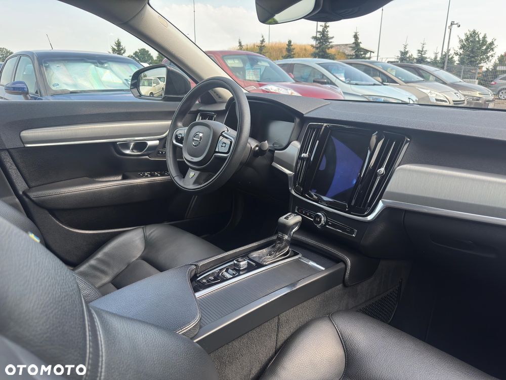 Volvo S90 D4 Geartronic Momentum Pro - 9