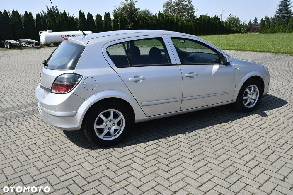 Opel Astra - 10