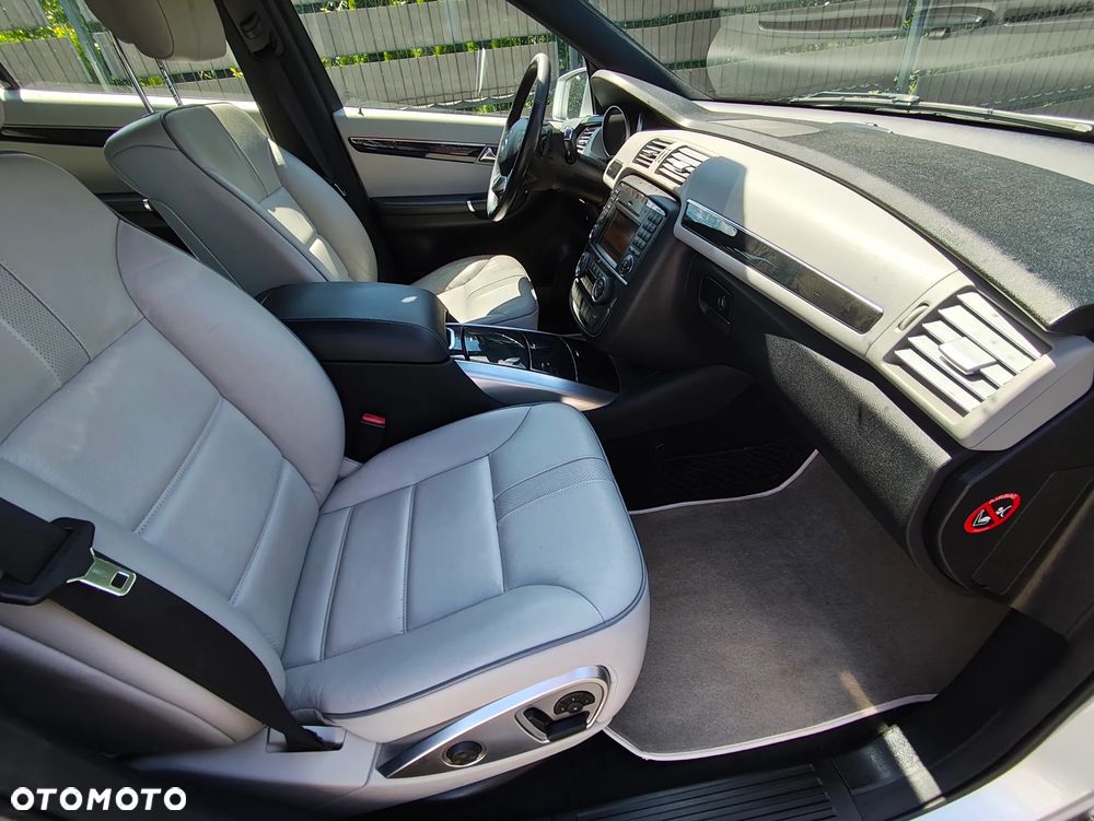 Mercedes-Benz Klasa R 350 CDI 4-Matic - 17