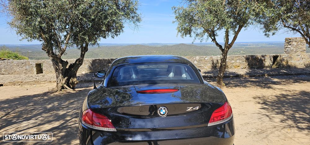 BMW Z4 2011 photo 2