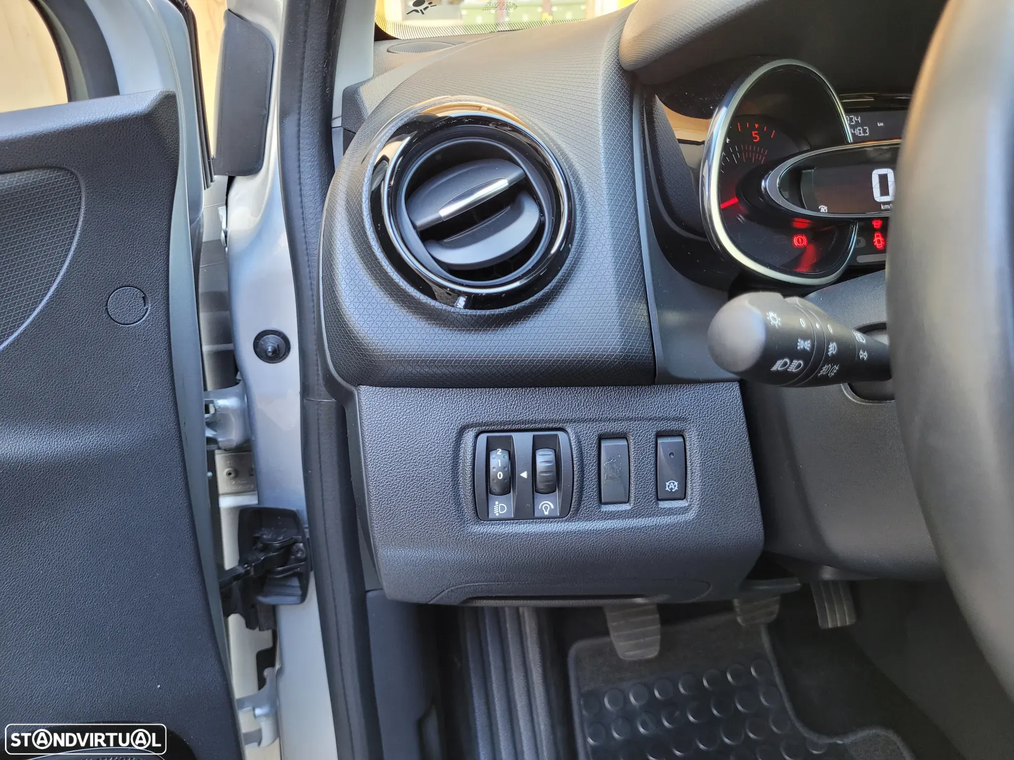 Renault Clio Sport Tourer 1.5 dCi Limited EDition - 35