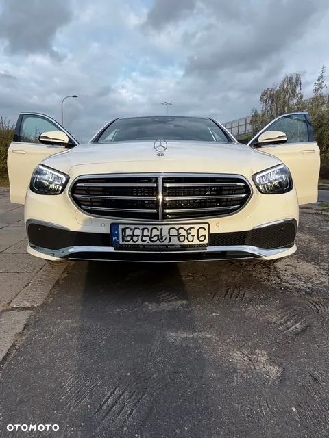Mercedes-Benz Klasa E 300 Exclusive - 18
