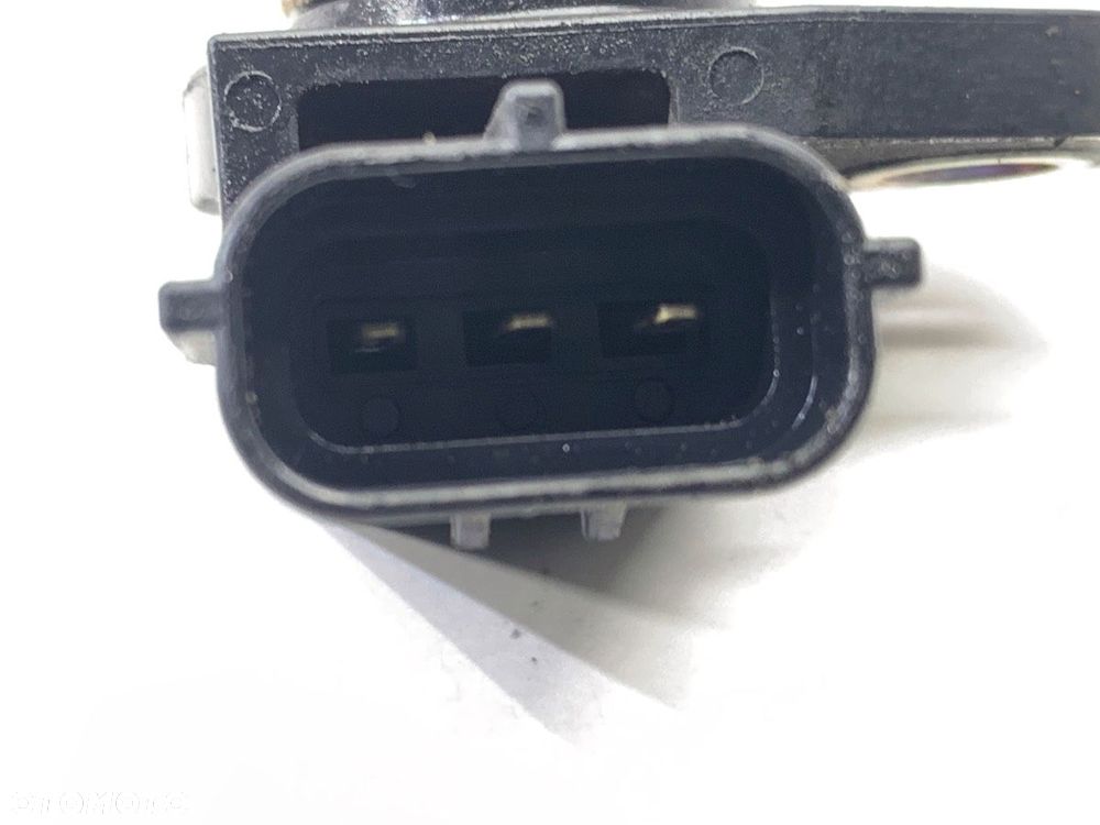 CZUJNIK POŁOŻENIA WAŁKA ROZRZĄDU  VOLVO V70 III (135) 2007 - 2016 2.5 T 147 kW [200 KM] benzyna - 3