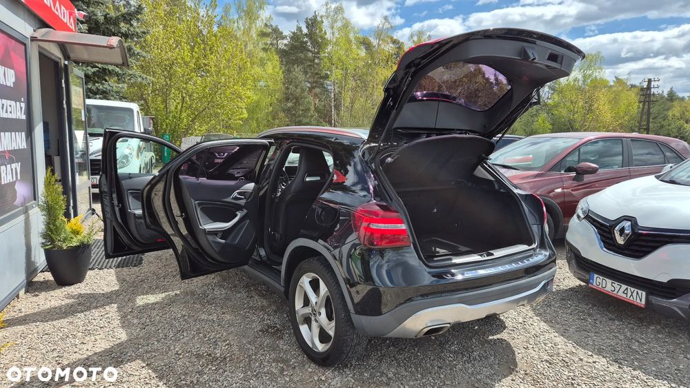 Mercedes-Benz GLA 200 7G-DCT AMG Line - 22