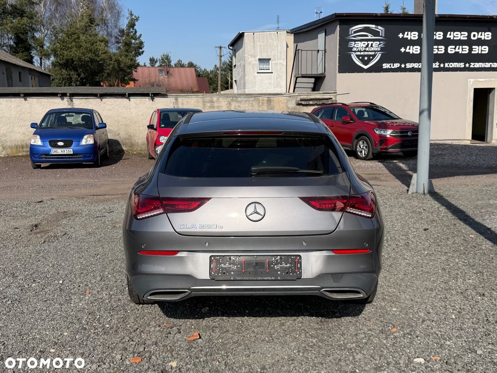 Mercedes-Benz CLA 250 e 8G-DCT Edition Progressive Line - 2