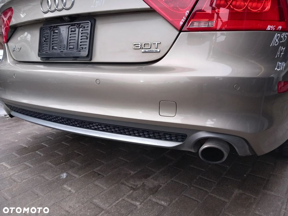 AUDI A7 ZDERZAK TYLNY TYŁ S-LINE USA PARKTRONIC KOLOR: LZ1Y - 4