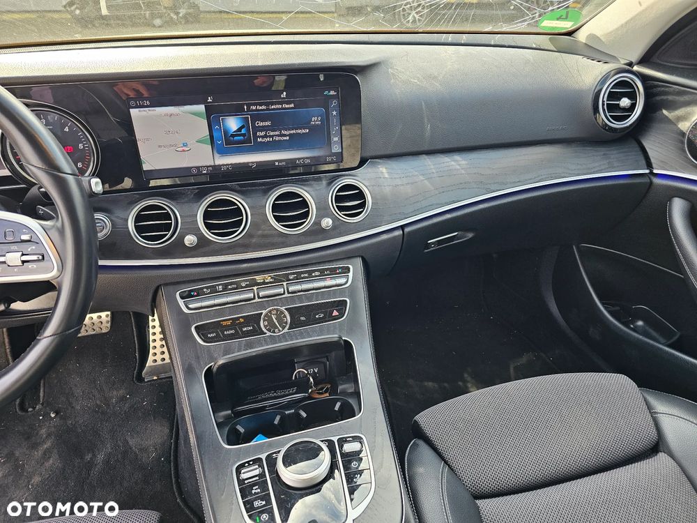 Mercedes-Benz Klasa E 220 d Avantgarde - 25