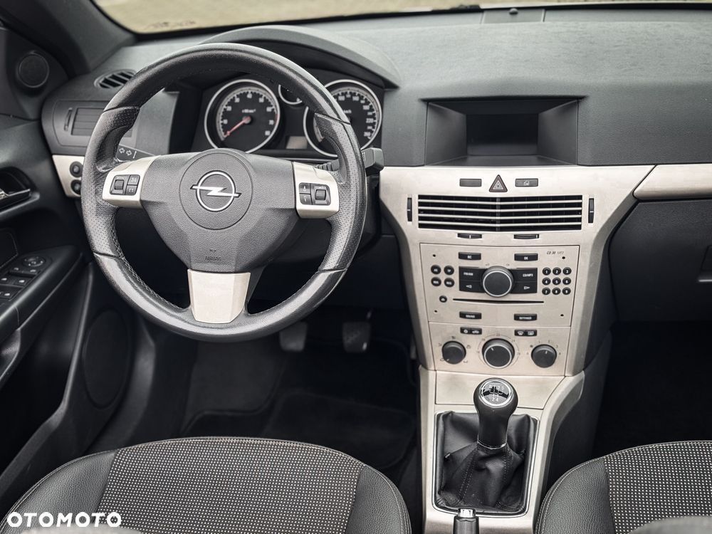 Opel Astra 1.6 Enjoy - 11