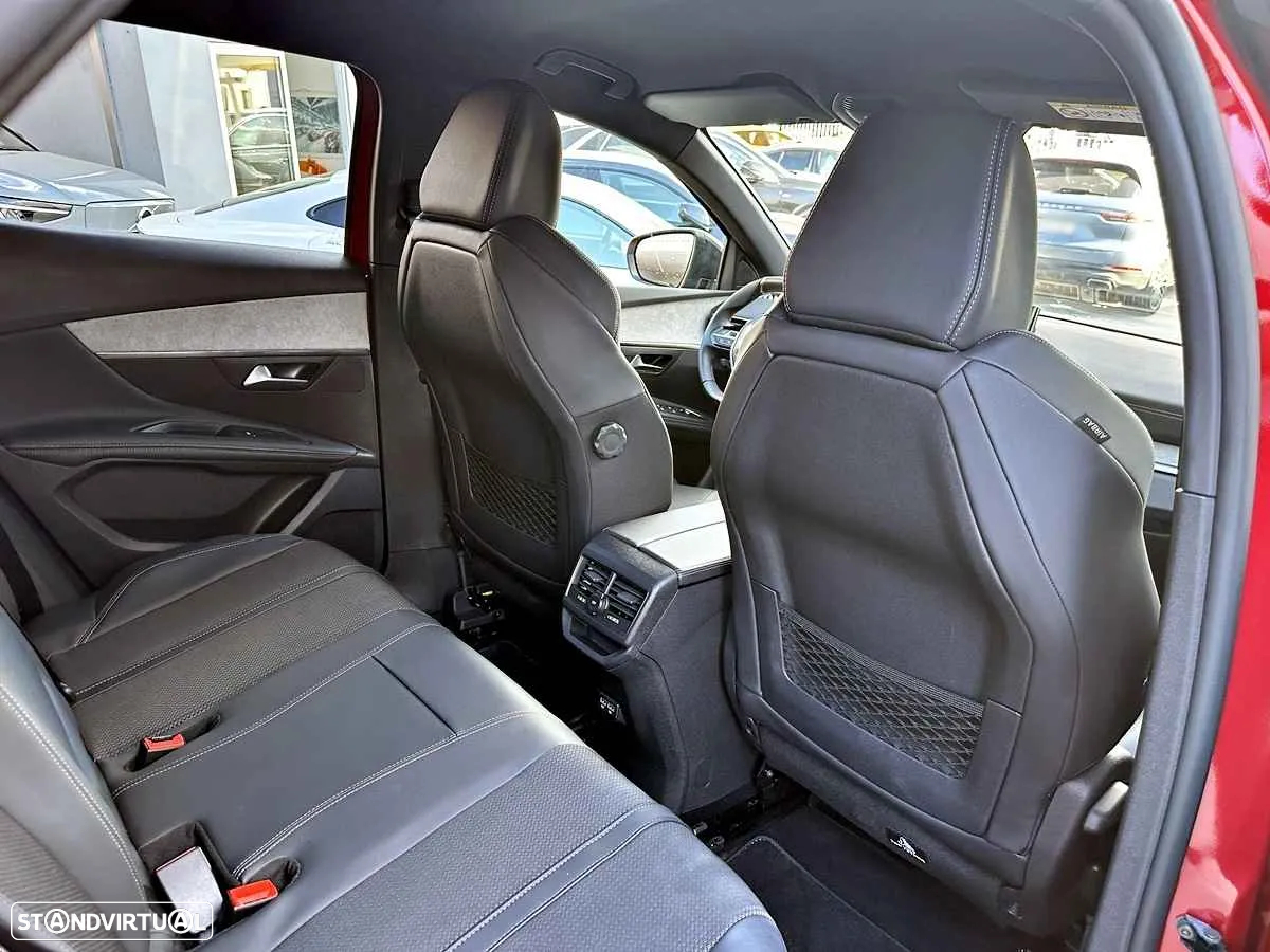 Peugeot 3008 1.6 Hybrid GT e-EAT8 - 31