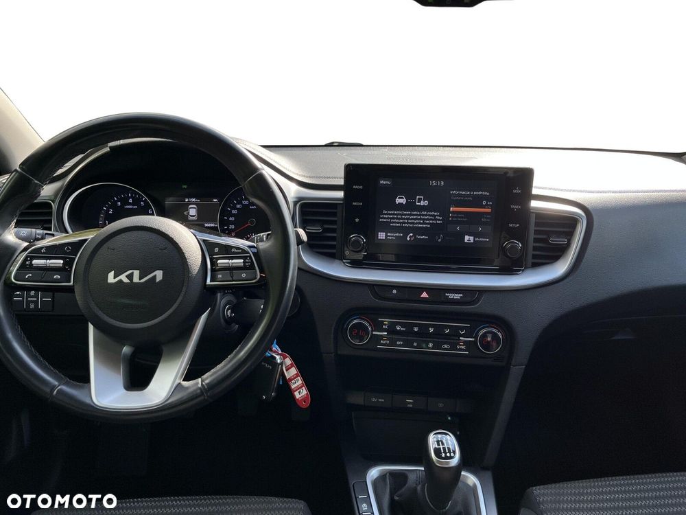 Kia XCeed - 16