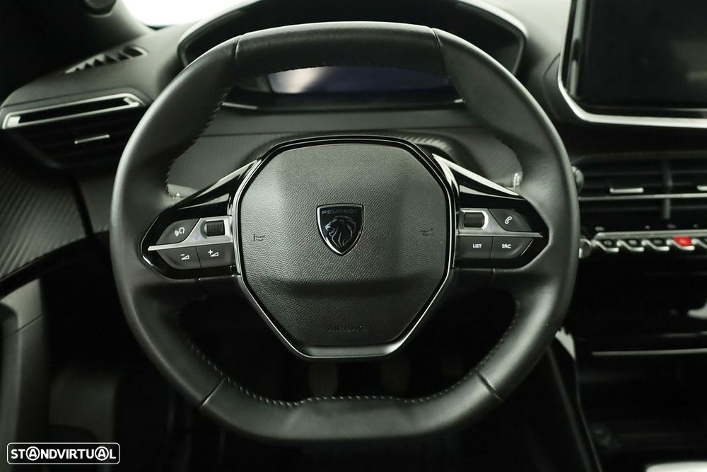 Peugeot 2008 1.2 PureTech Allure - 15