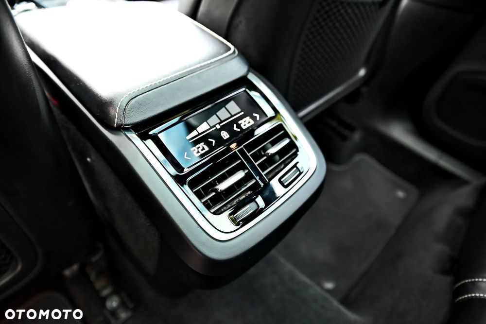 Volvo XC 60 B5 B Geartronic RDesign - 23