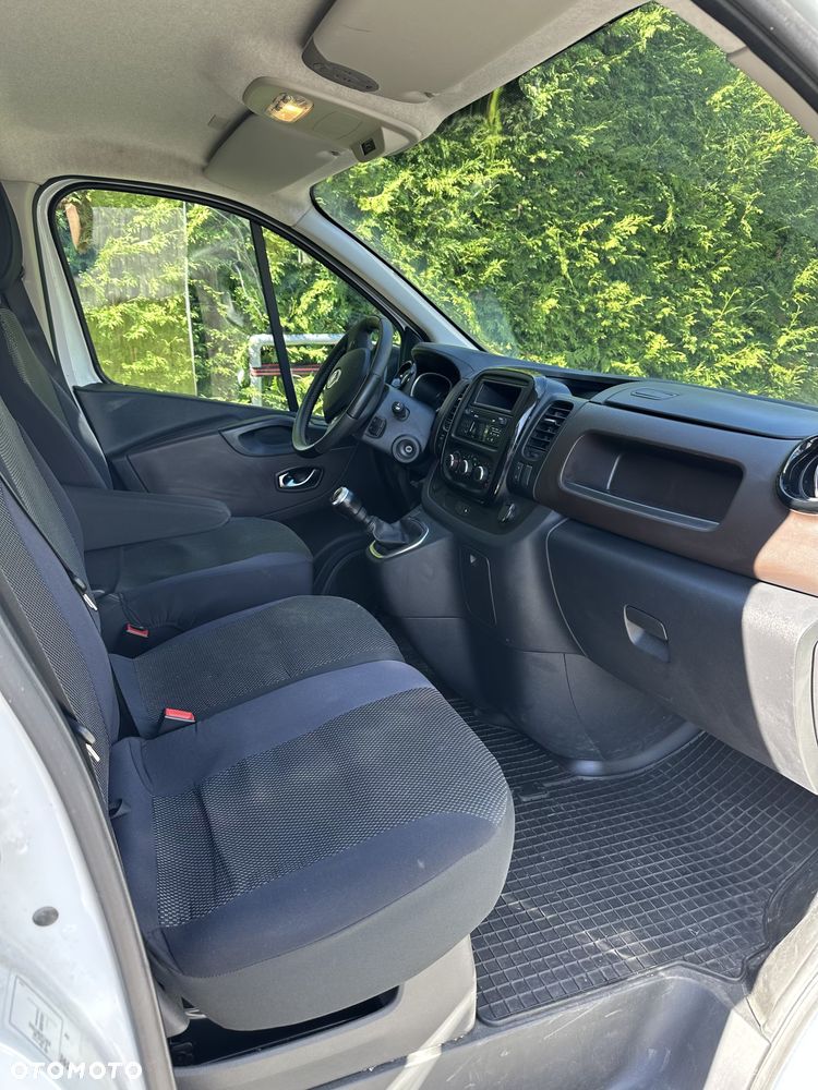 Renault Trafic - 14