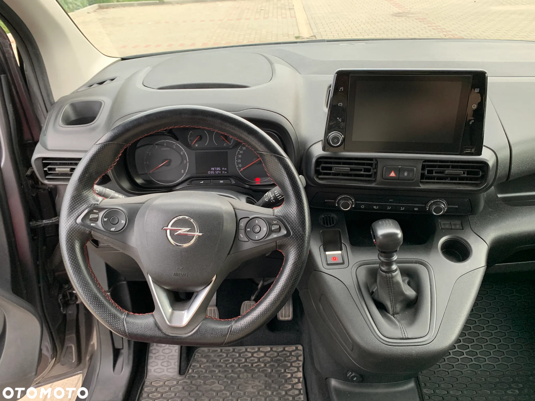 Opel COMBO - 18