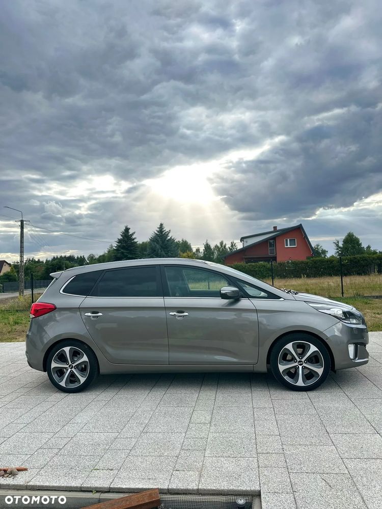 Kia Carens 2.0 GDI XL - 19