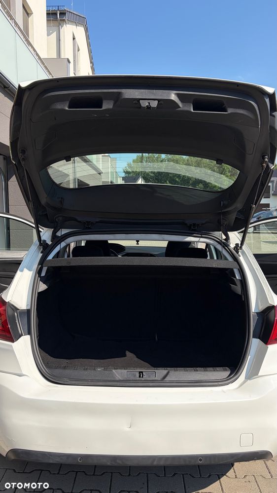 Peugeot 308 BlueHDi 130 Stop & Start Active - 4
