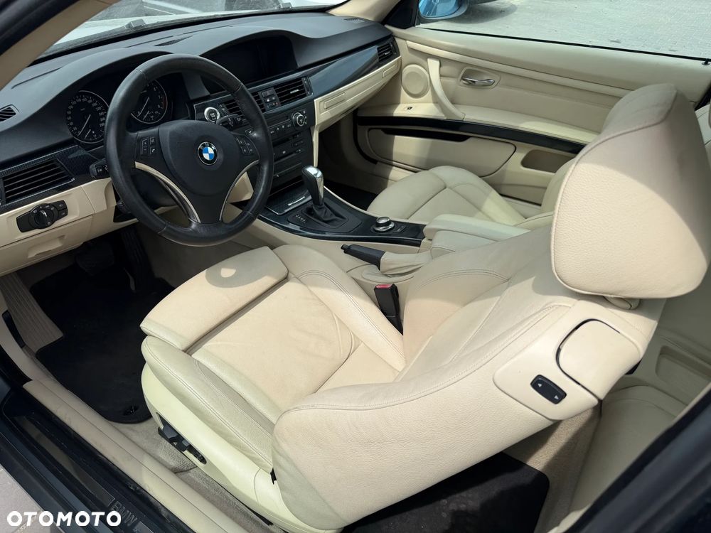 BMW Seria 3 325i - 9
