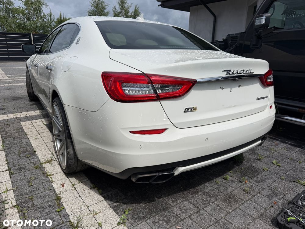 Maserati Quattroporte - 36