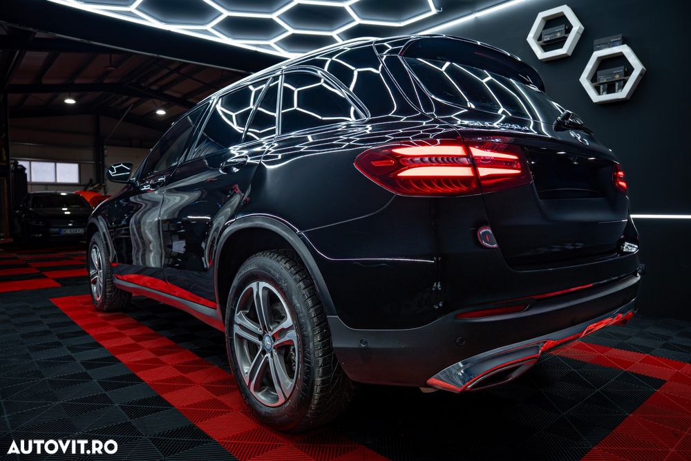 Mercedes-Benz GLC - 8