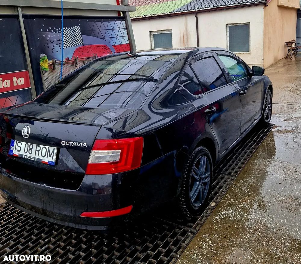 Skoda Octavia 1.6 TDI ELEGANCE - 2