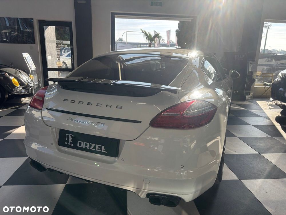 Porsche Panamera - 5