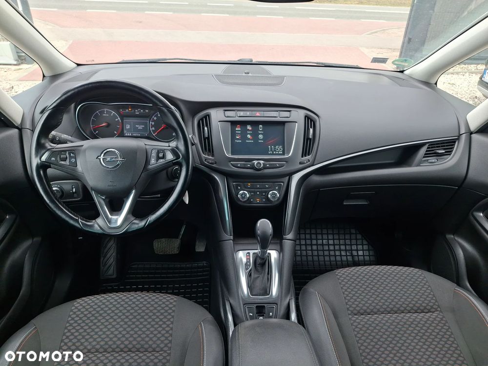 Opel Zafira Tourer 1.6 SIDI Turbo Innovation - 8