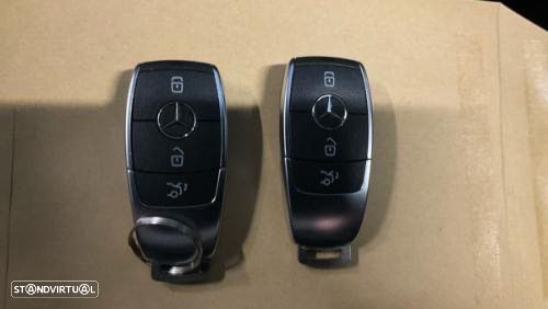 Mercedes-Benz A 250 Limousine e AMG Line - 8