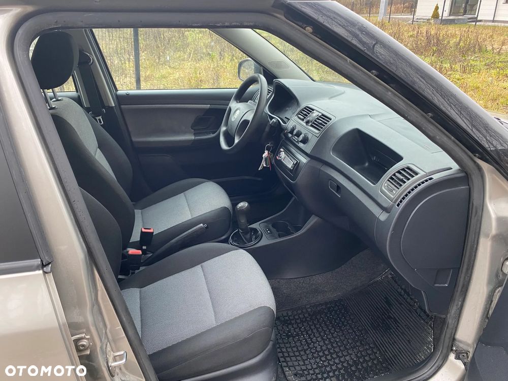 Skoda Fabia 1.4 16V Comfort - 16