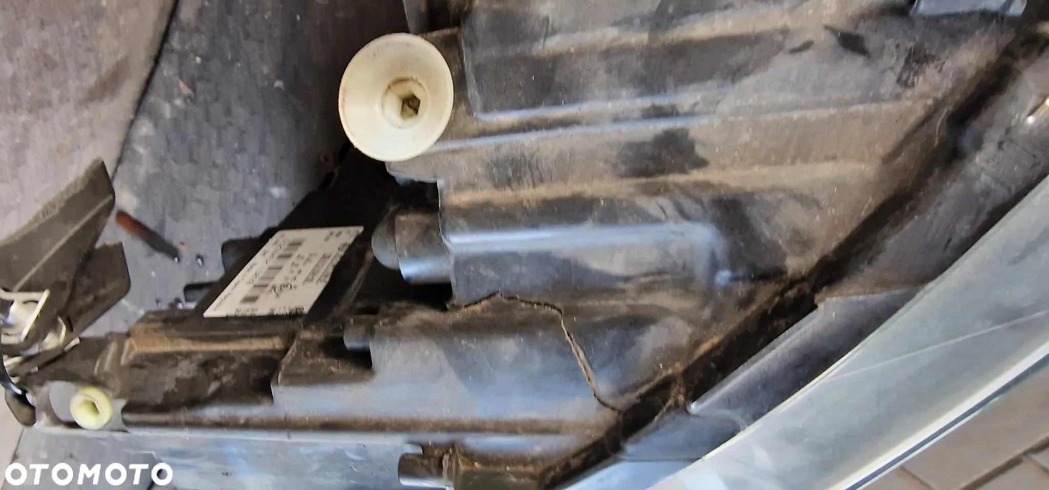 LAMPA PRZÓD PRAWA VW Polo 6c Lift - 4