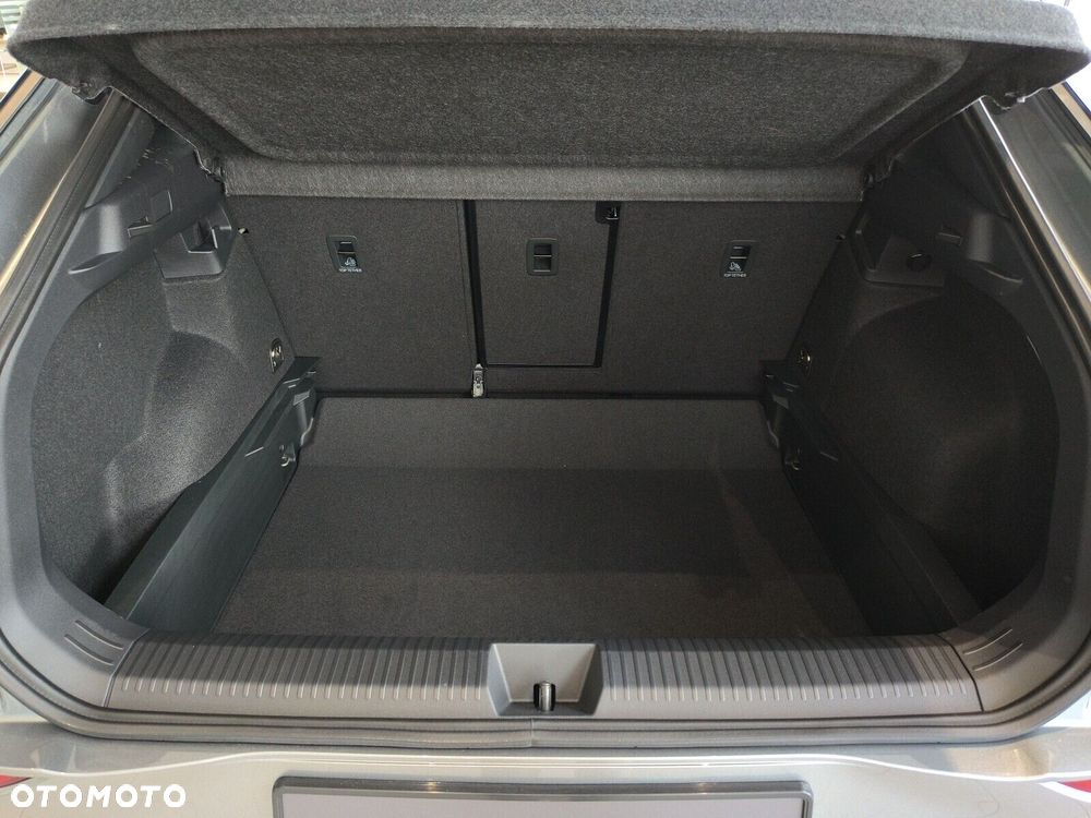 Volkswagen T-Roc - 32