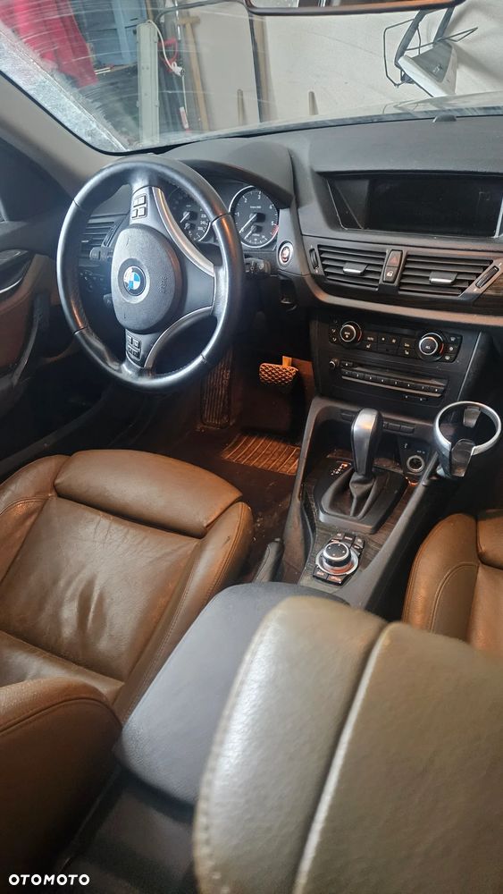 BMW X1 - 10