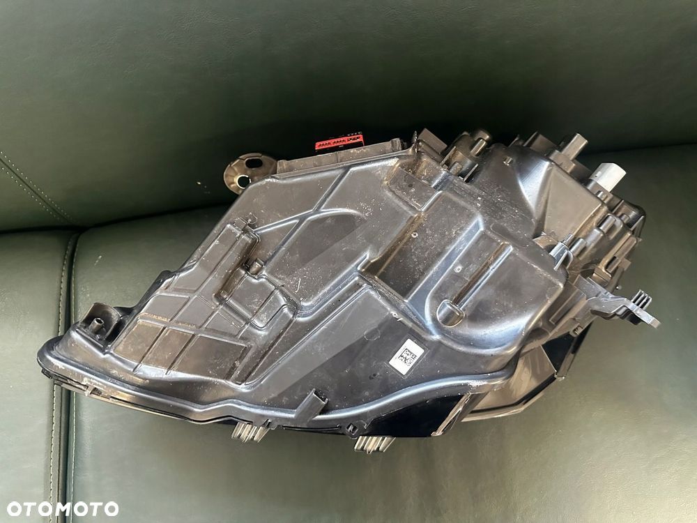 LAMPA PRAWA REFLEKTOR PRAWY FULL LED PEUGEOT 308 III 3 2021- 9851673580 - 13