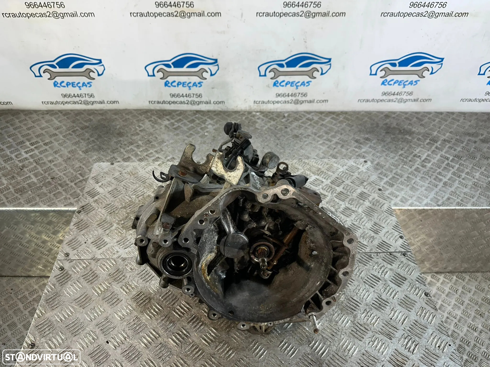.Caixa 5 Velocidades Suzuki Swift 1.3i DDiS VVT ZN0 - M13A - 2