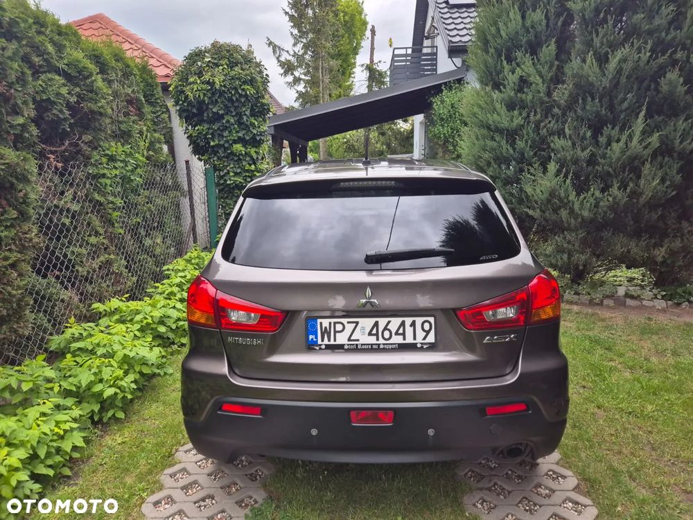 Mitsubishi ASX 1.8 DID Instyle NAVI 4WD AS&G - 26