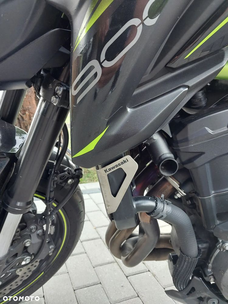 Kawasaki Z 900 - 12