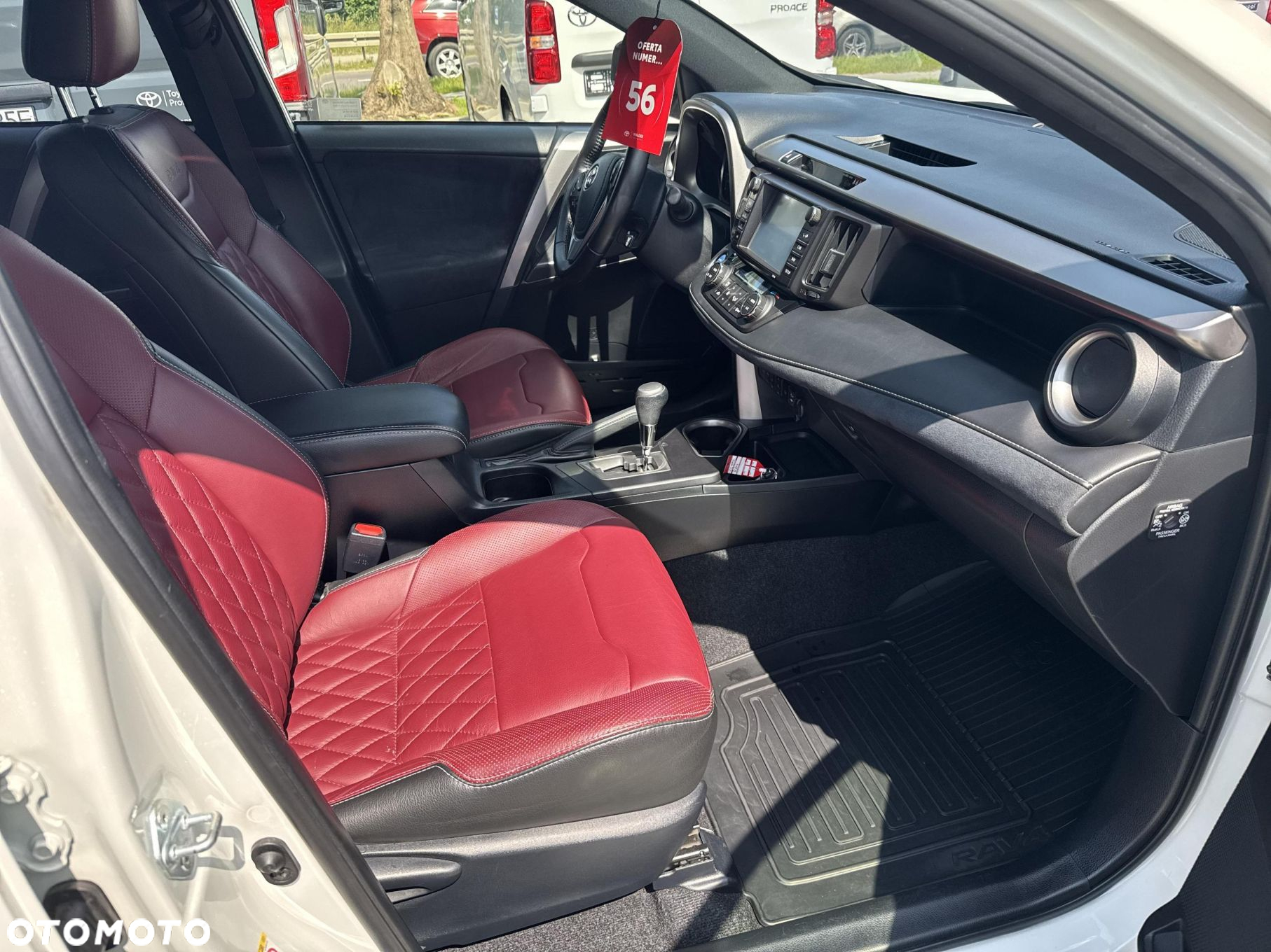 Toyota RAV4 - 10