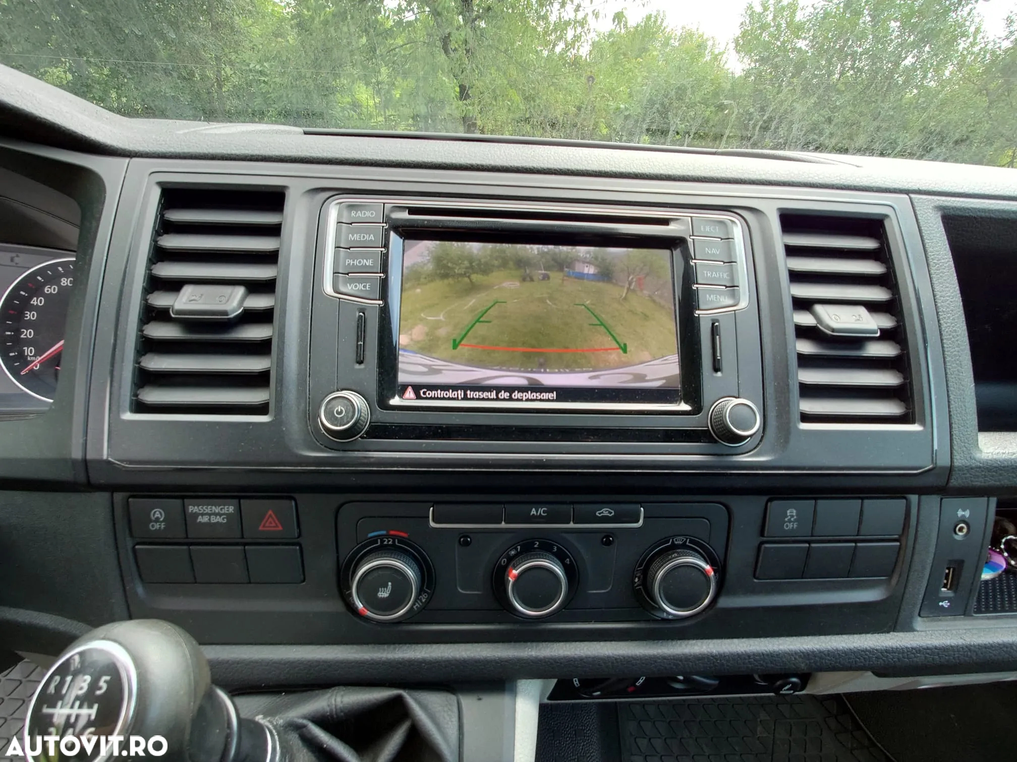 Volkswagen Transporter - 9