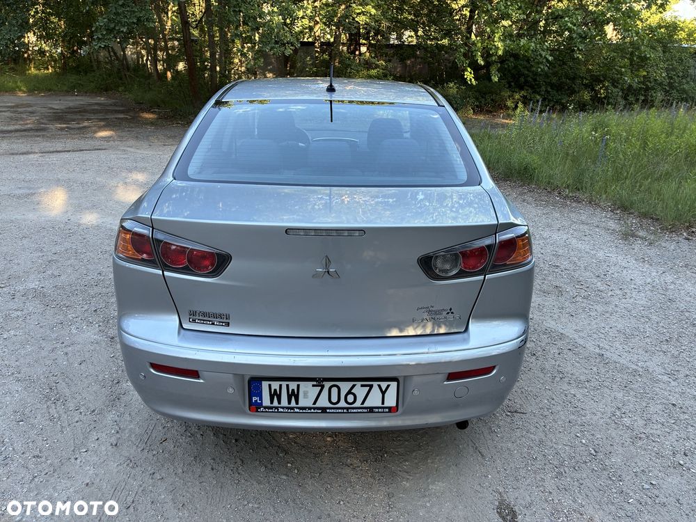 Mitsubishi Lancer 1.6 Invite - 5