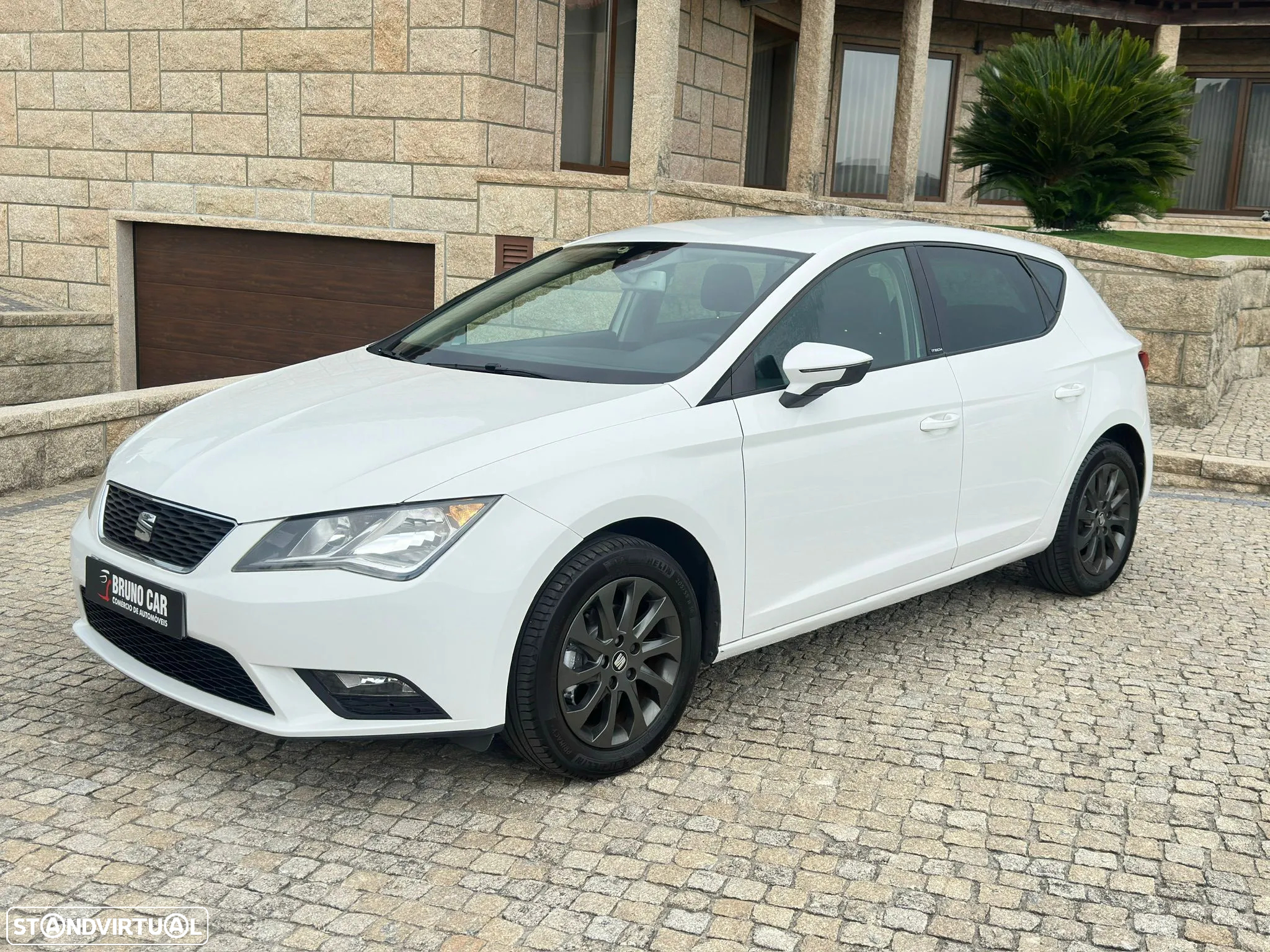 SEAT Leon 1.6 TDI E.Style by Sport - 3