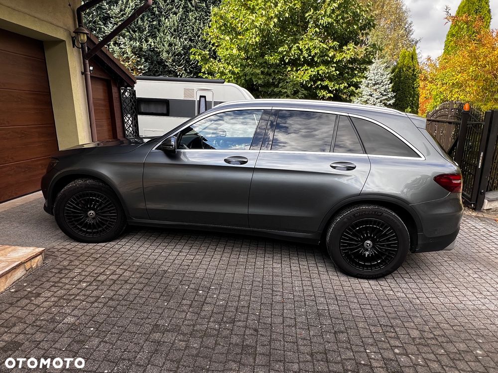 Mercedes-Benz GLC 250 4-Matic - 4