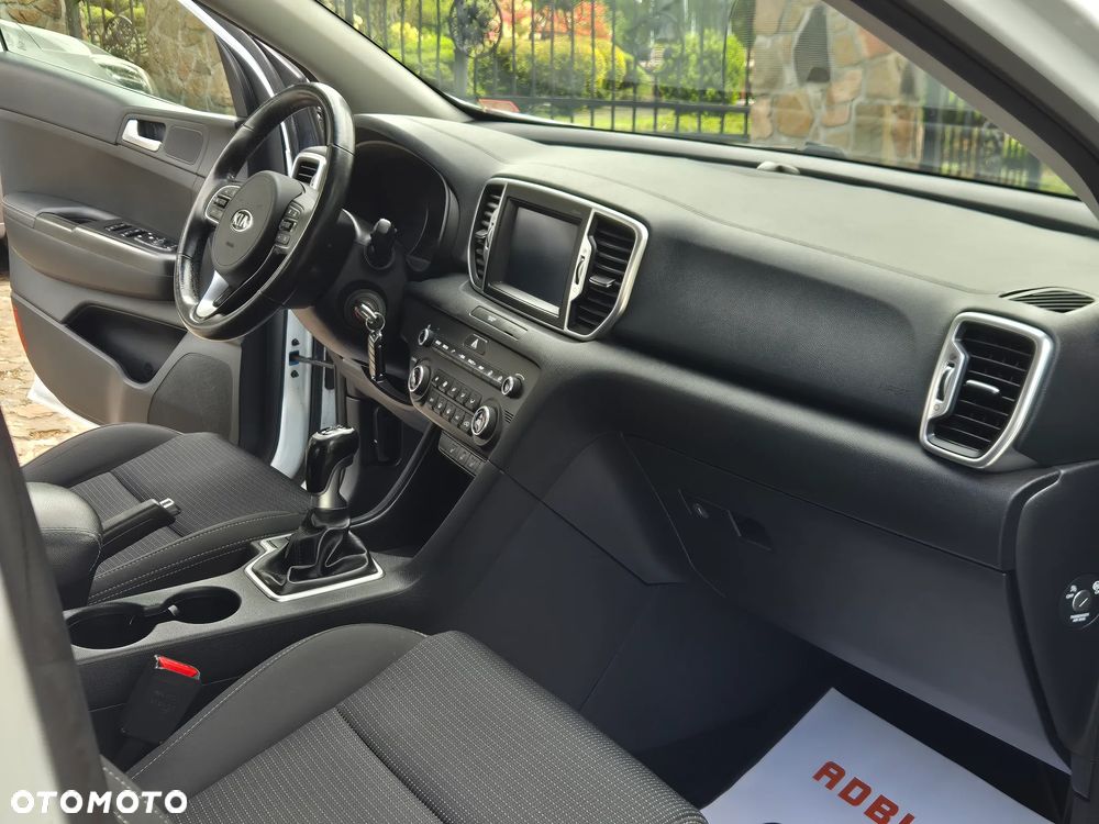 Kia Sportage 1.6 GDI L Business Line Plus 2WD - 24