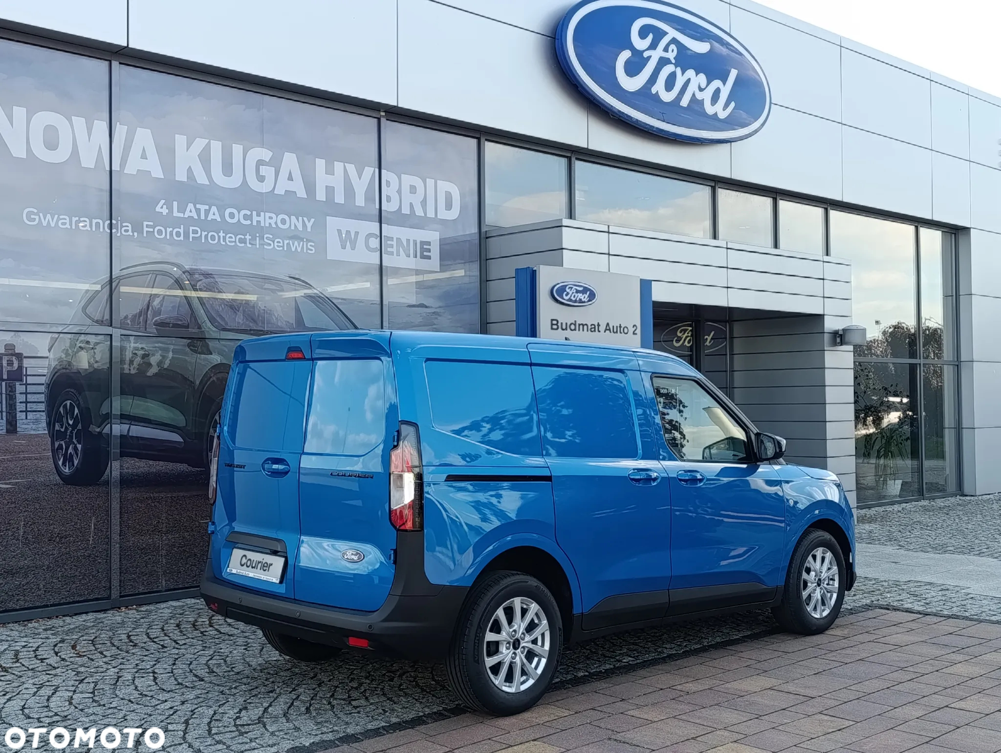 Ford Transit Courier Van - 33