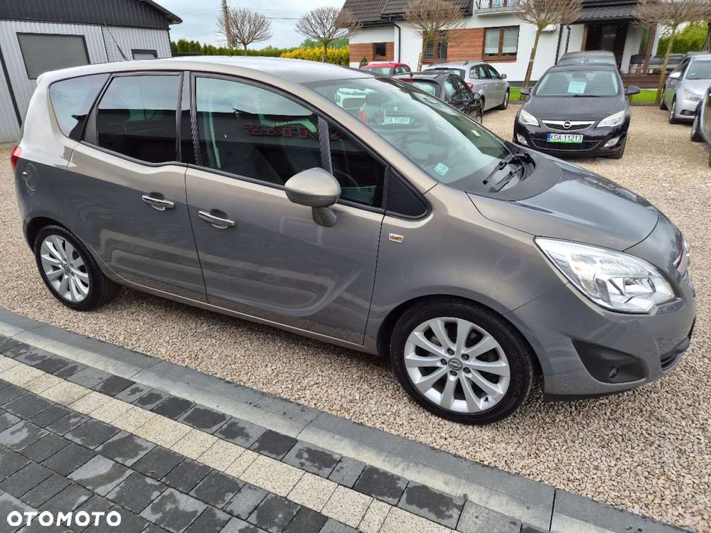 Opel Meriva - 11